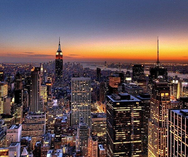 Manhattan Homebuyers Spoiled for Choice Drive Bolder Bargains