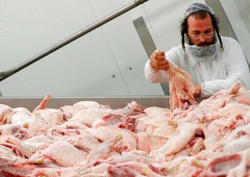 Ruling Brings Kosher Slaughterhouse New Business, Old Fears