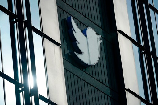 Twitter Changes Stoke Russian, Chinese Propaganda Surge