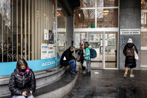 Belgian High Schoolers Demand to Get Back In-person Learning