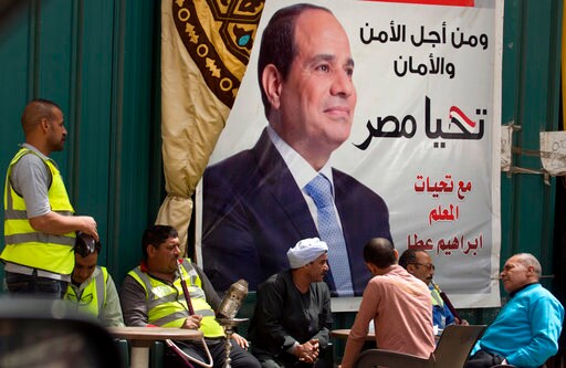 In Egypt's Election, Turnout Provides the Only Suspense