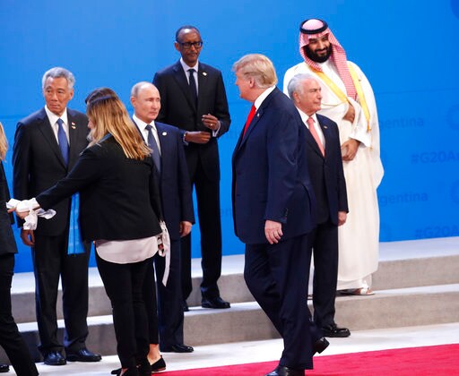 Trump's On-off Dance with Complicated Acquaintances