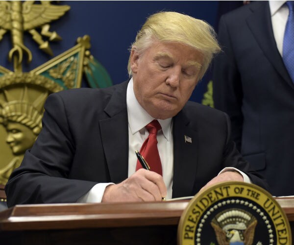 Refugee NGO Calls Trump Suspension 'Harmful and Hasty'