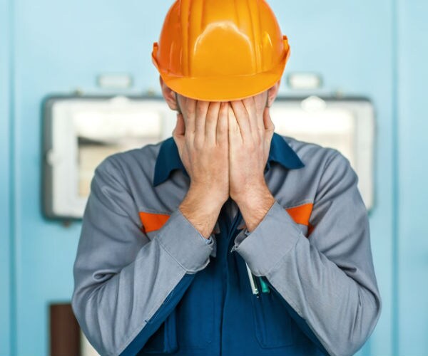 Esco Plans to Close Portland Factory, Fire 168 Workers