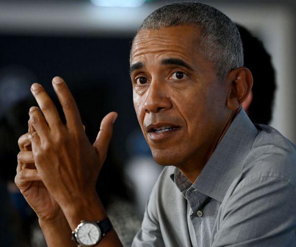 Former US President Obama Tests Positive for COVID-19 