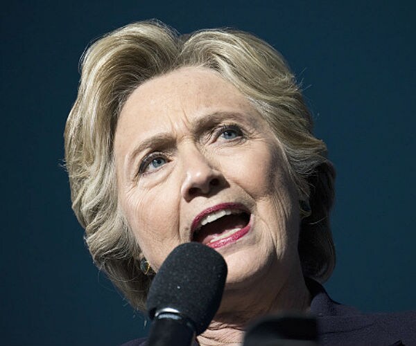 WikiLeaks: Clinton Official, DOJ Conferred on Open Records Lawsuits