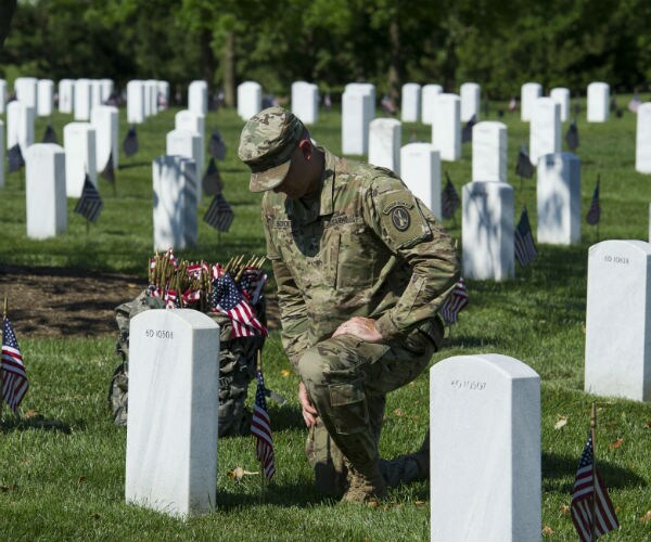 Arlington National Cemetery Will be Full in 25 Years 