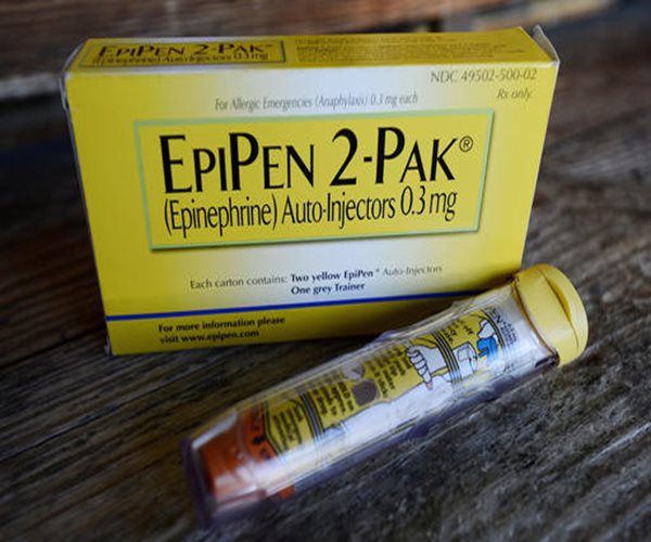 Mylan to Sell Generic EpiPen for Half the Price of Original