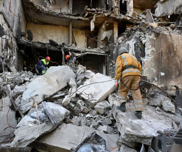 Russia Puts More Strength Behind 'Creeping' Ukraine Advance