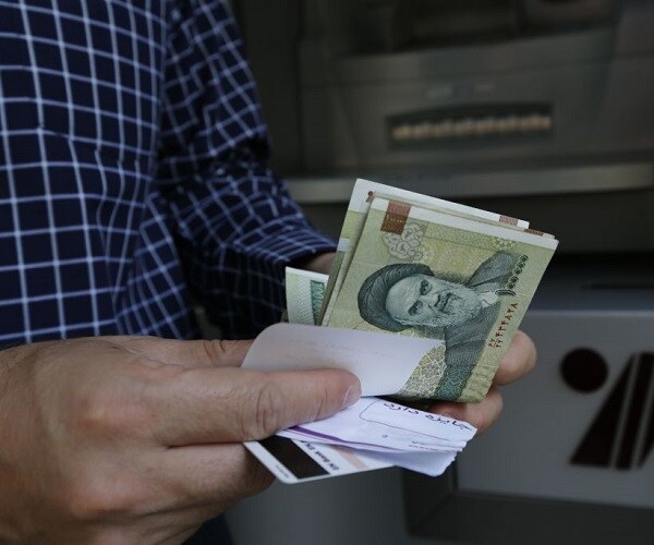 Trump's Sanctions Hurt Iran's Regime Protesters