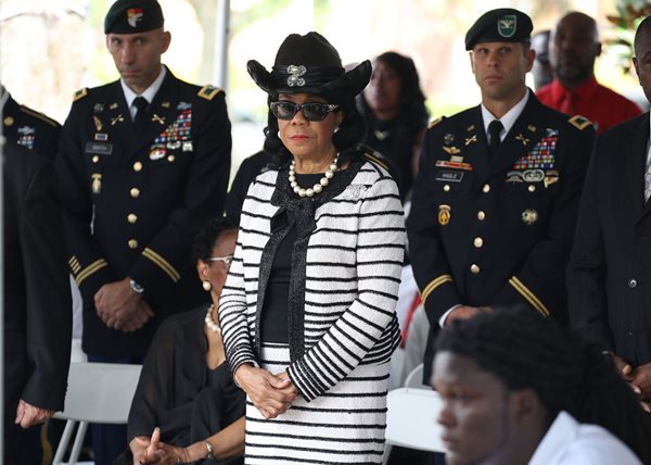 Rep. Frederica Wilson Still Demanding Apology From Kelly