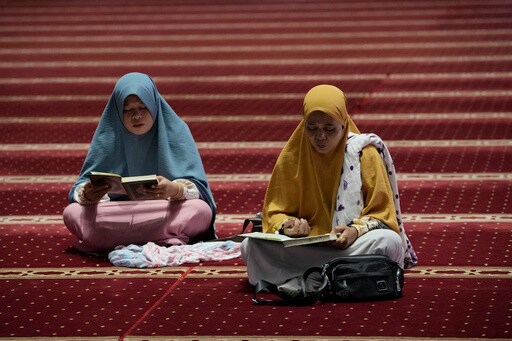 Ramadan Kicks off in Much of Asia, a Day after Most of the Middle East