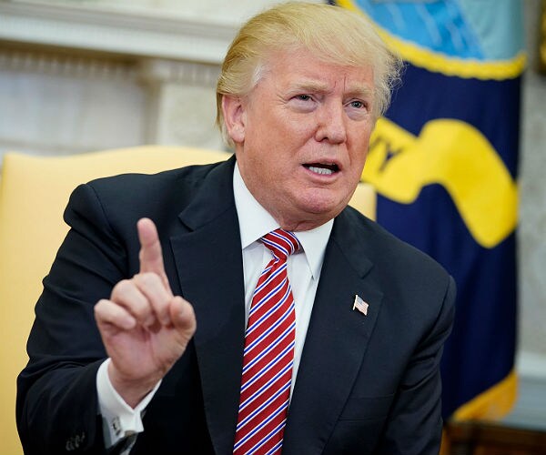 WashPost: Trump Privately Pushing Military to Fund Wall