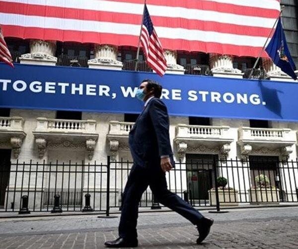 Futures Subdued Ahead of Data-Packed Week, Powell Comments