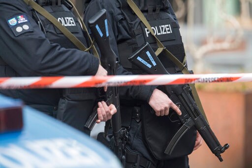 German Police Release Second Man Held over Mall Threat