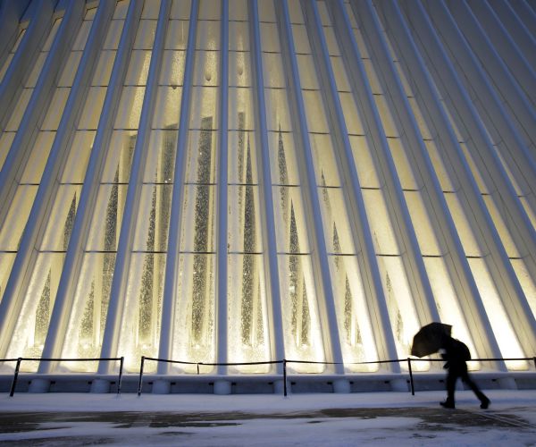 Woman Falls to Her Death Inside World Trade Center Oculus