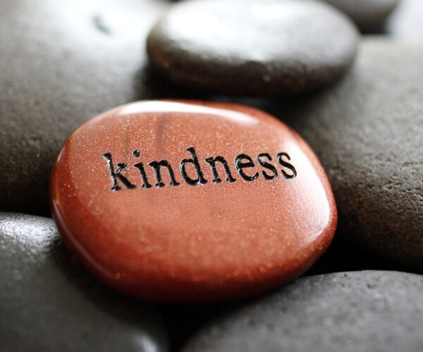 Kindness Project at Kansas School Aims to Combat Violence