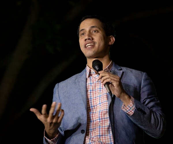 Guaido Arrives in Venezuela as Supporters Gather to Protest