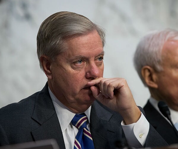 Sen. Graham: Trump Showing 'Weakness' by Not Firing Sessions