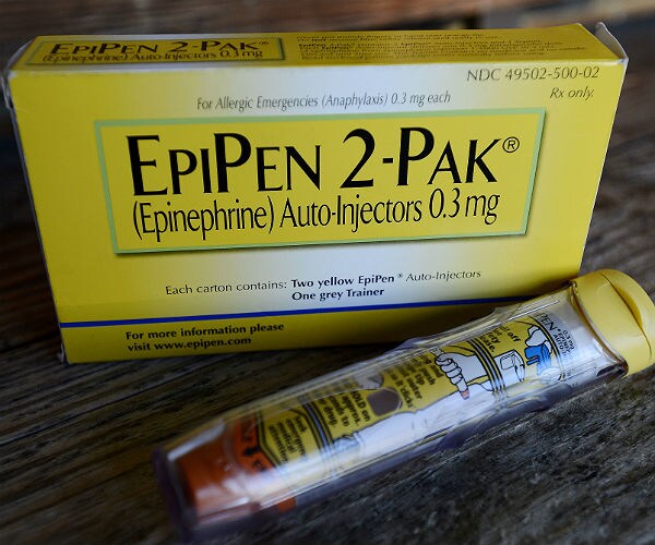 House Demands Info on EpiPen Profit Margins