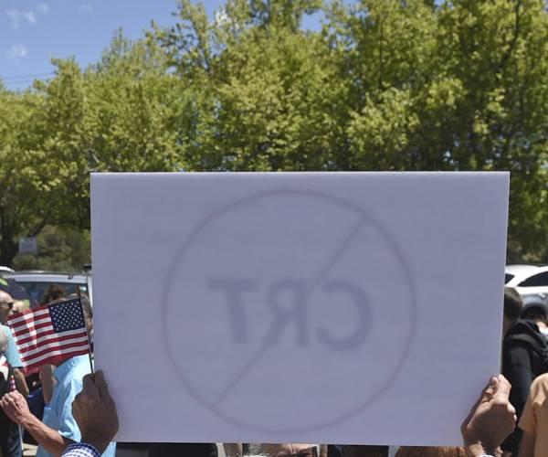 2 State Ed Groups Say Feds Have No Role to Play in Parent-School Disputes