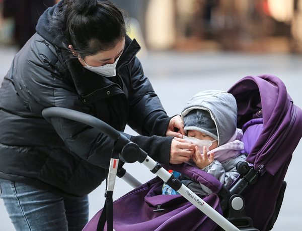 China Orders Lockdown in 3 Cities Over Virus 