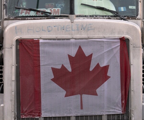 Ottawa Police May Seek Military's Help to Stop Trucker COVID Protests
