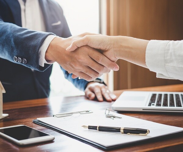 Investment Bankers Hit the Road as COVID-19 Subsides