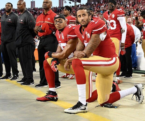 Czech, Polish Soccer Players Defy Kneeling Trend Before Games