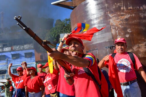 Denouncing US, Venezuelan Troops, Militias Stage Drills