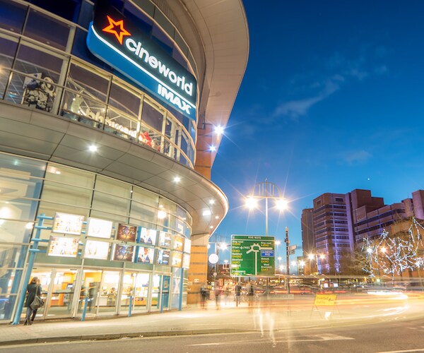 Cineworld, Regal in Mega-Theater Acquisition