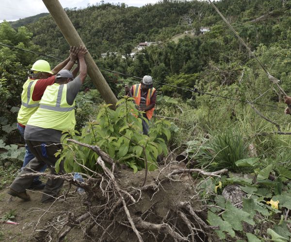 US Scrutinizes Power Restoration Efforts in Puerto Rico