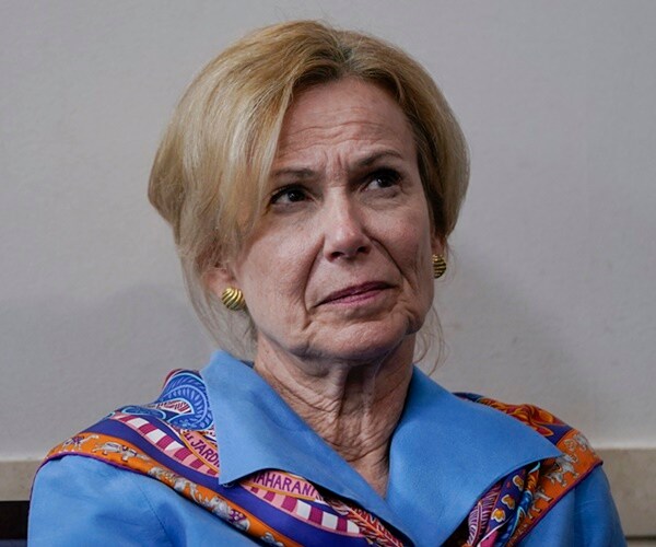 dr. deborah  birx listens