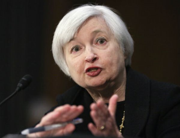 Yellen's Politics Back Washington Establishment Against Investors