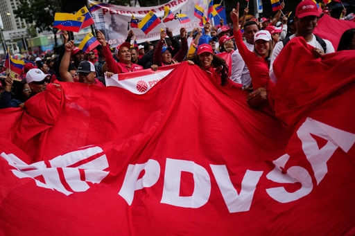 Venezuelan Lawmakers Approve Easing State Control of Oil Industry