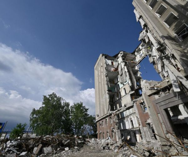 Polish Ambassador: Don't Let Putin 'Save Face,' Keep Territory