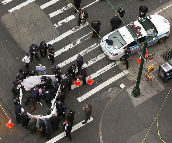 Manhattan Shooting: Knife-Wielding Man Killed by NYPD