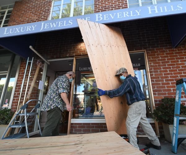 3 Arrested in $5 Million Beverly Hills Jewelry Heist