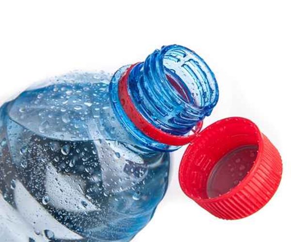 Top Brands of Bottled Water Contain Plastic Bits