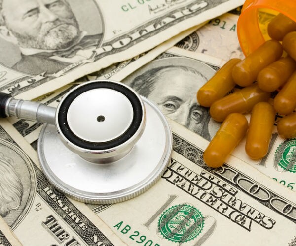 Drugmakers Charge US Colon Cancer Patients Twice What Canadians Pay 