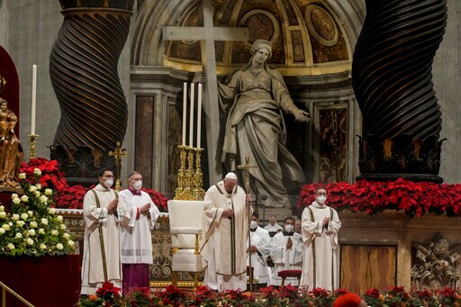 Pope Celebrates Christmas Eve Mass as Virus Surges in Italy