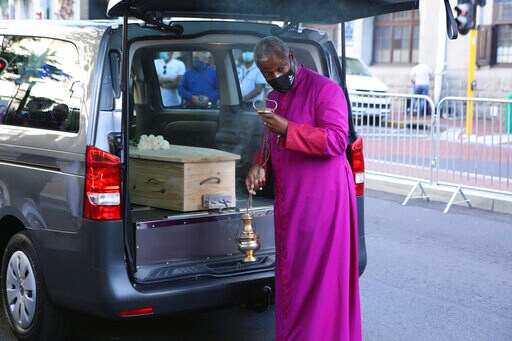 'A Moral Giant': South Africans Pay Their Respects to Tutu