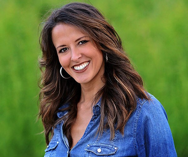 Pastor's Incredible Journey From Rock Bottom Despair to Loving Devotion to God