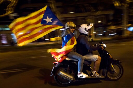 Lawmakers Protest Jailing of Catalan Secession Leaders