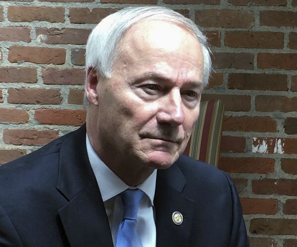 Arkansas Gov. Asa Hutchinson: Trump Can't Just Let Obamacare Fail