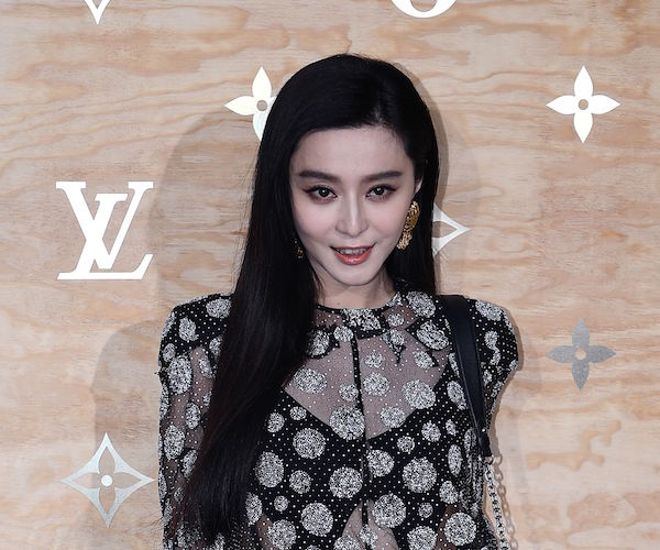 China Movie Stars' Pay Capped