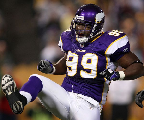 Napoleon Harris: Ex-NFL Player Helps Catch Murder Suspects After Robbery