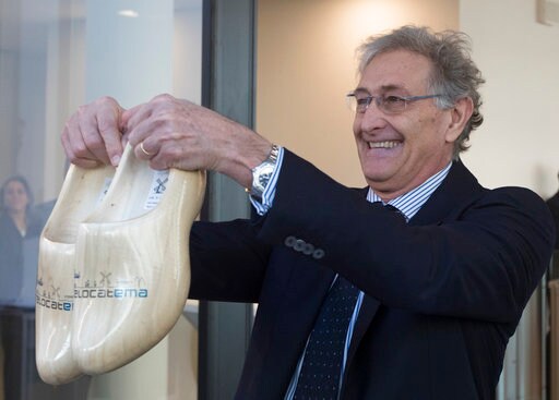 EU Medicines Agency Starts Shift to Amsterdam before Brexit