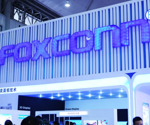 Wisconsin Assembly Committee Approves Foxconn Incentives