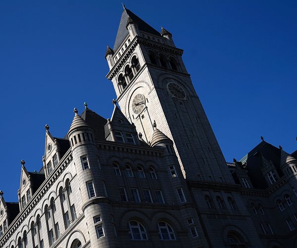 US Judge Refuses to Toss Suit Against Trump on Foreign Payments